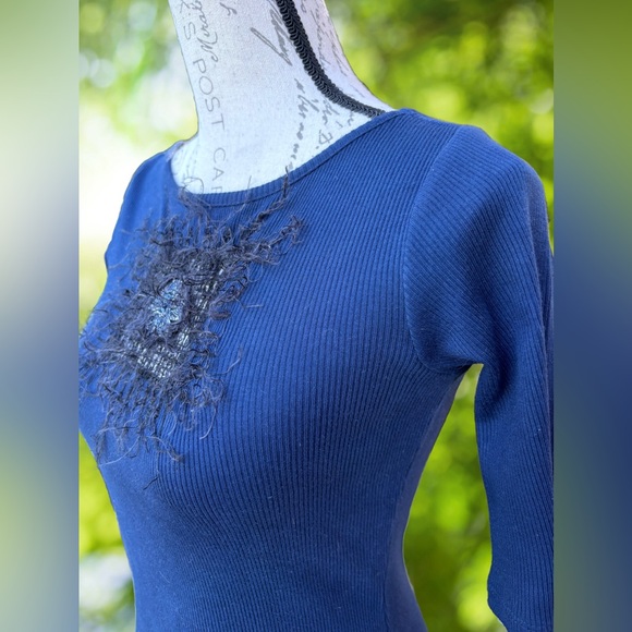 Ribbed Cotton Top with Intricate Embroidery
Small
Like New / Never Worn - Picture 3 of 10